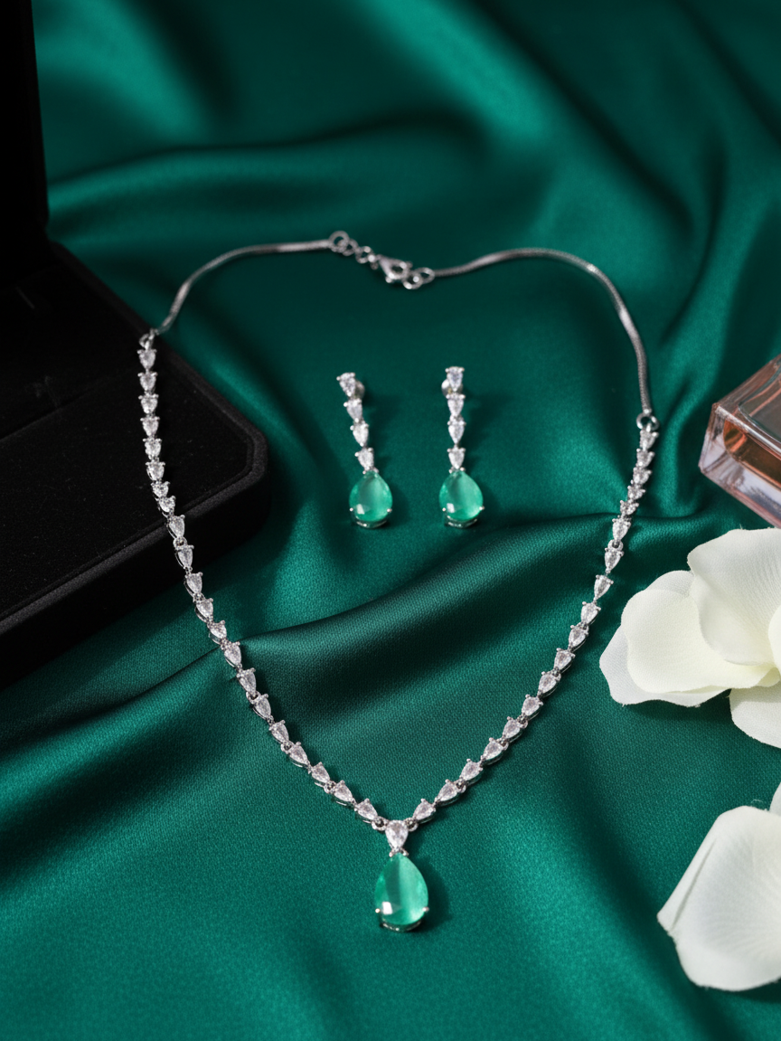 Emerald Teardrop Marquise Necklace & Earrings Set