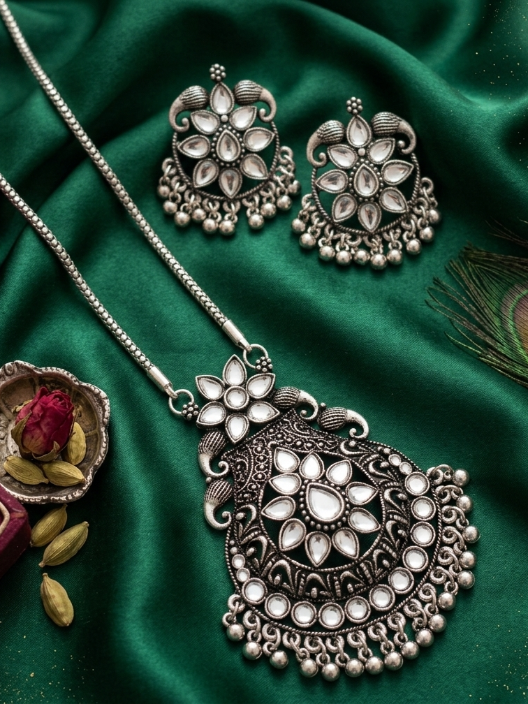 Noor Antique Mirror Necklace Set