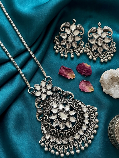 Noor Antique Mirror Necklace Set