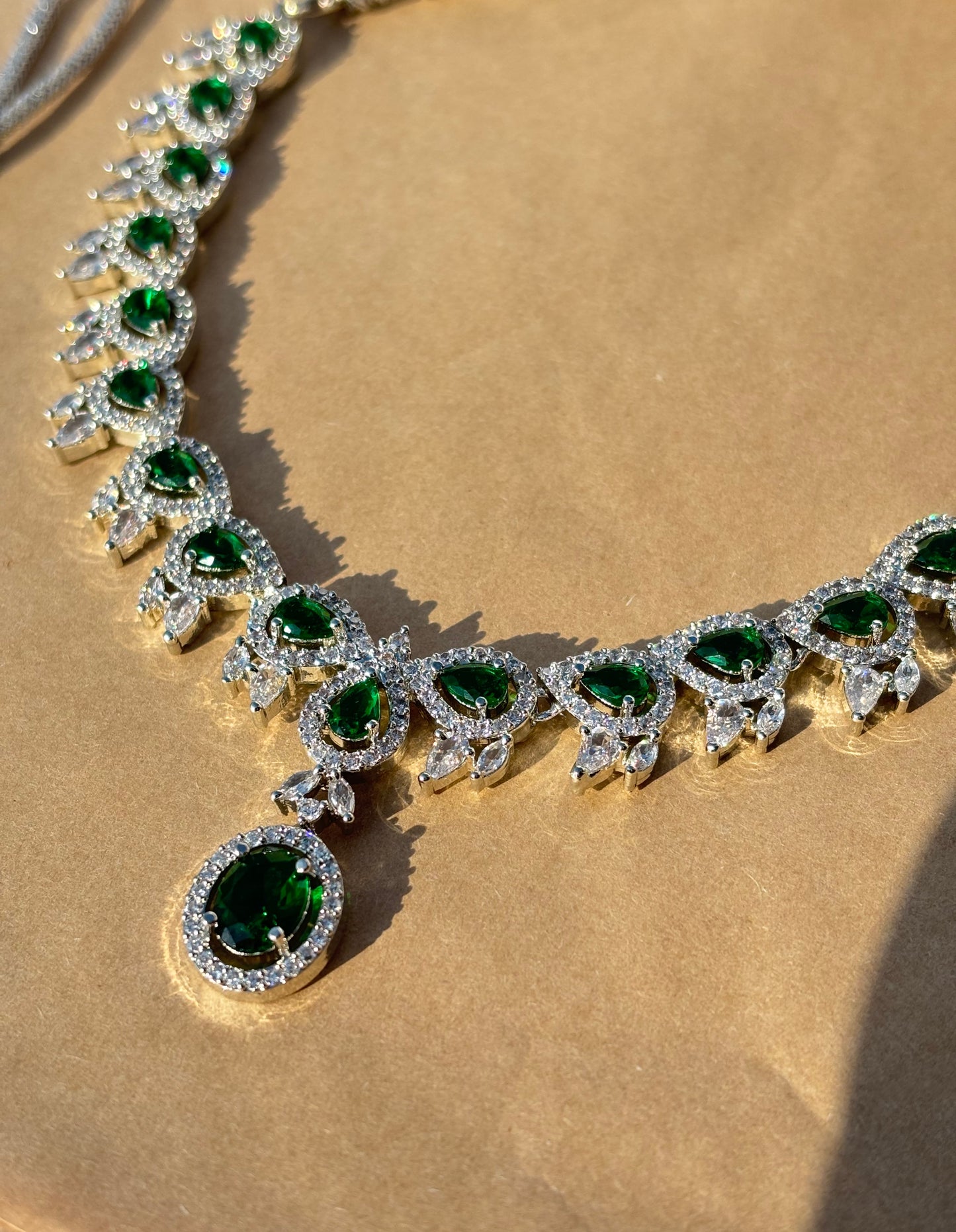 Emerald Cascade Royale Necklace Set