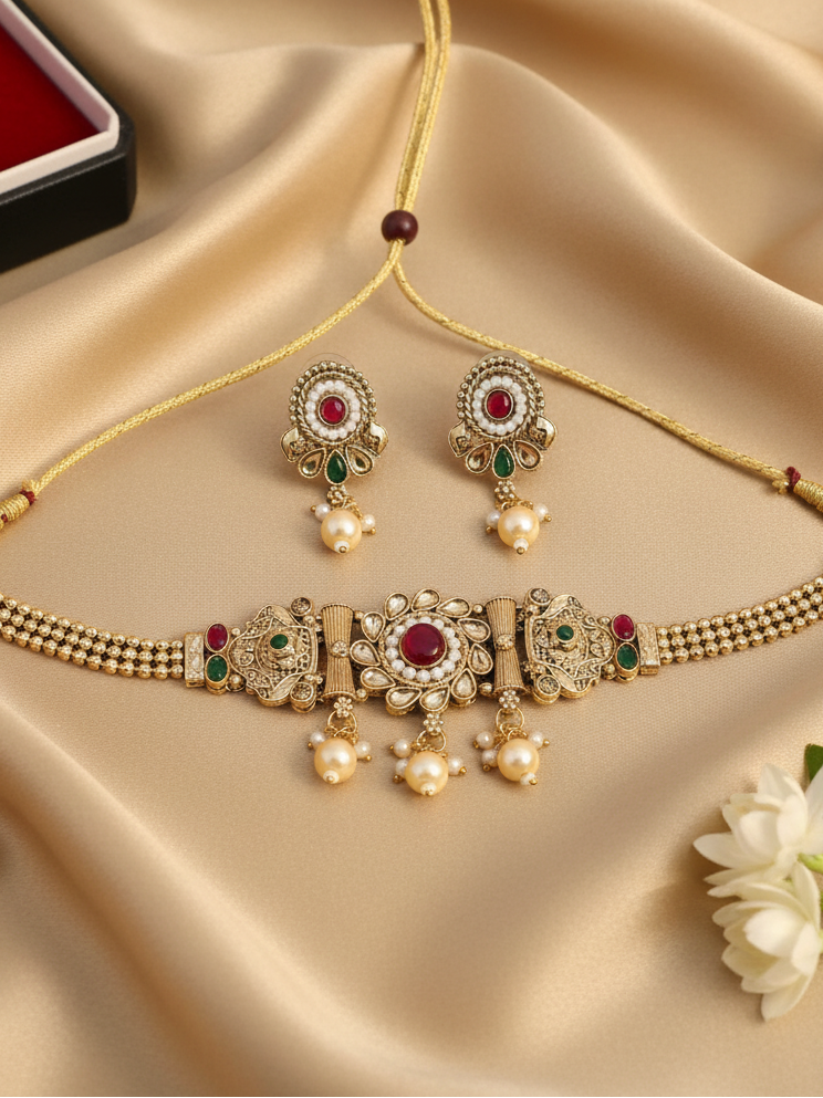 Pearl Medallion Choker Necklace & Earrings Set