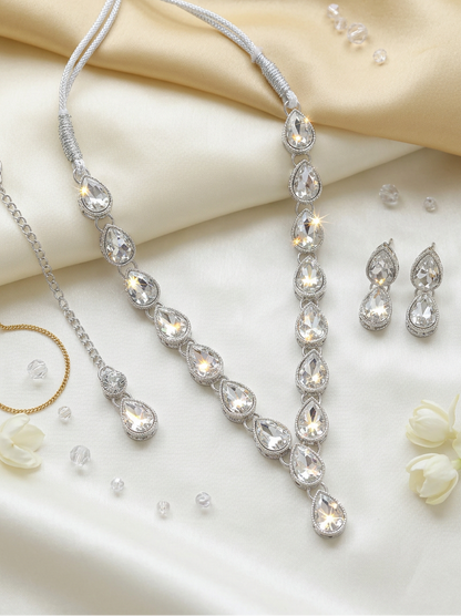 Royal Teardrop Diamond Necklace, Earrings & Maang Tikka Set