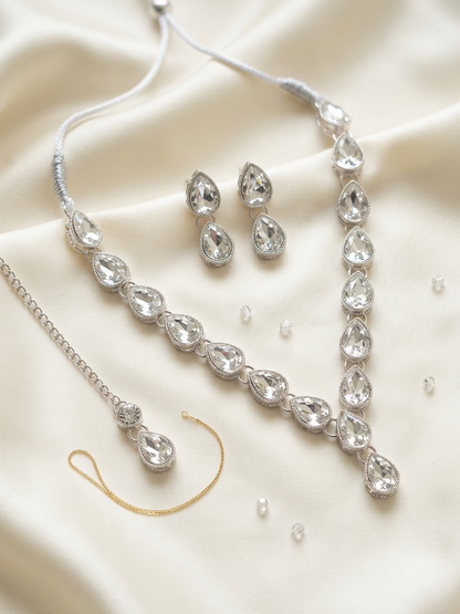Royal Teardrop Diamond Necklace, Earrings & Maang Tikka Set