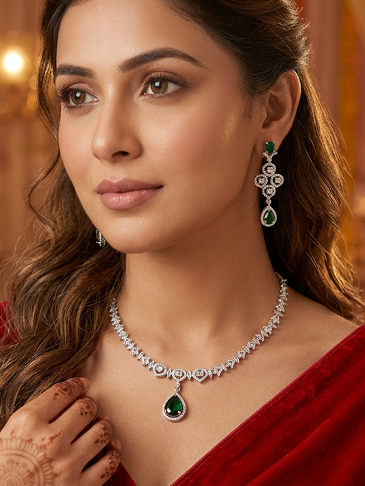 Emerald Garden Lattice Necklace & Earrings Set
